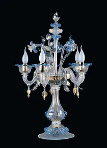 Candelabra Tabelle kristallklaren Gold.
