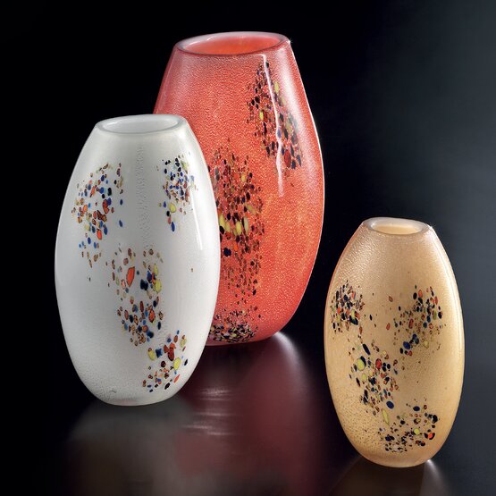 Tondo-Vasen, Bernsteinvase mit farbigen Flecken