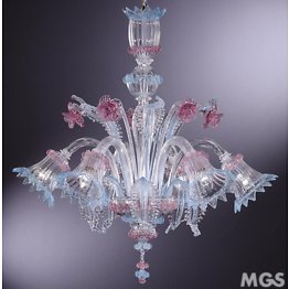 Kristall-Kronleuchter mit hellblauen und rosa Details
