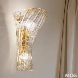 Wandleuchten in Kristall und 24k Gold