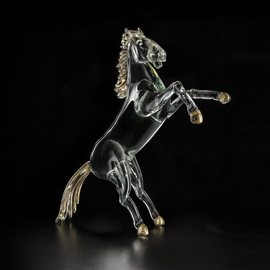 Zügelloses Pferd, Zügelloses Pferd aus Kristall und 24 Karat Gold