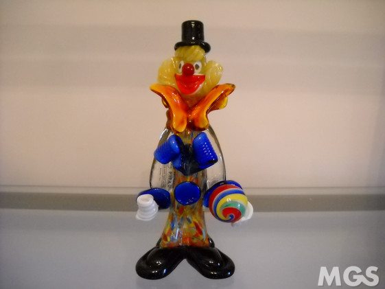 Kleiner Clown, Clown mit Ball