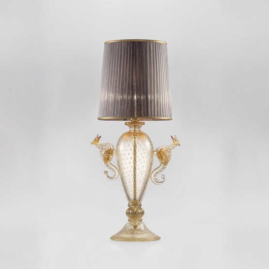 Aegon Tischlampe, Tischlampe in Kristall und Gold mit Golddekor