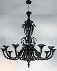 Black Kronleuchter leuchtet bei Ten