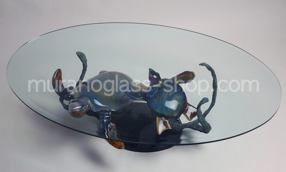 Tabelle mit Skulpturen, Tabelle mit Schildkröten caledonia